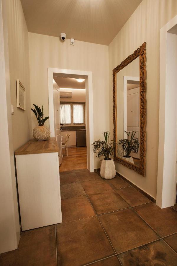 Lovely 1St Fl. Apt, With Balcony In Pagrati Athens Exterior photo